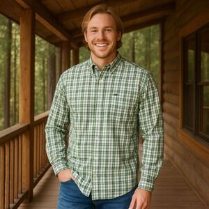 Eddie Bauer TXL Green Plaid Button Down Shirt Classic Fit Long Sleeve Casual